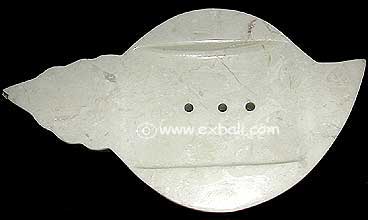 Shell shaped soap dish