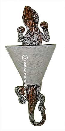 Cloth covered lizard lamp shade