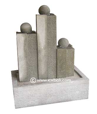 Water feature with ball top