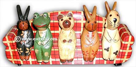 Cats from Bali on a parkbench