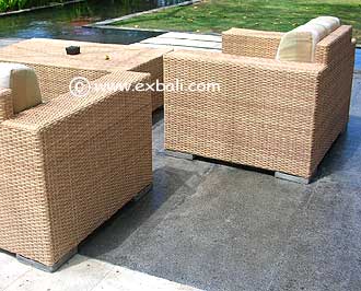Outdoor synthetic rattan furniture