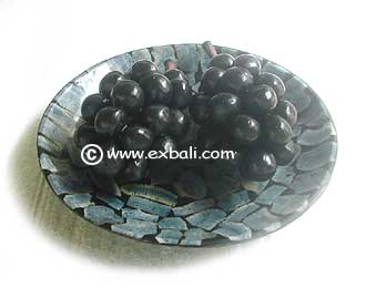 Black wooden grapes