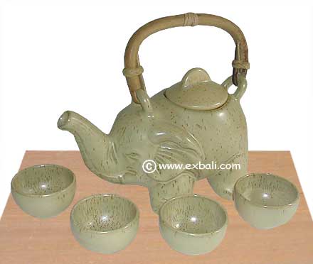 Elephant teapot