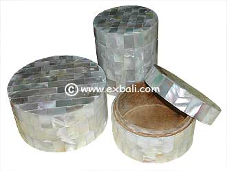 Gift box made from Mother of pearl