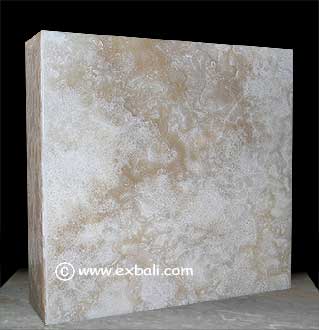Onyx vase