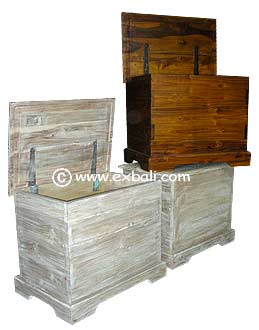 Wooden trunk 